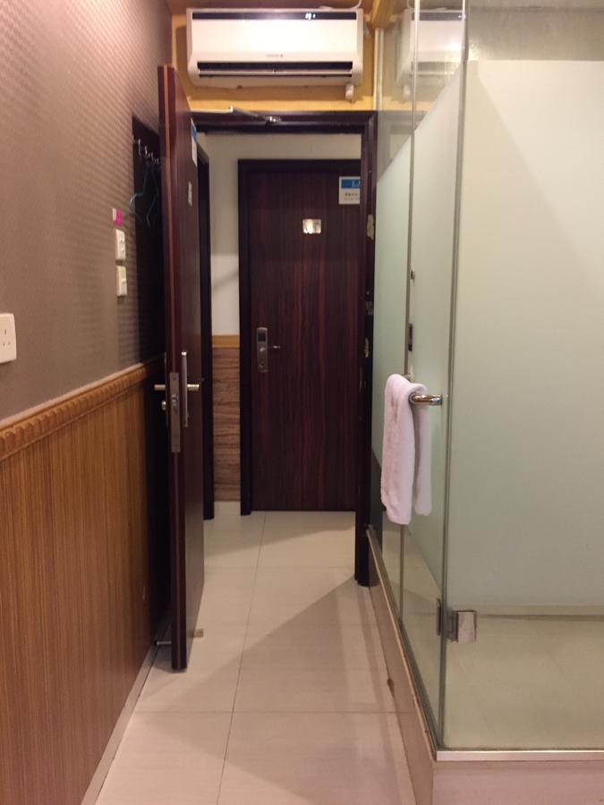 Hop Inn On Nathan Road هونغ كونغ المظهر الخارجي الصورة